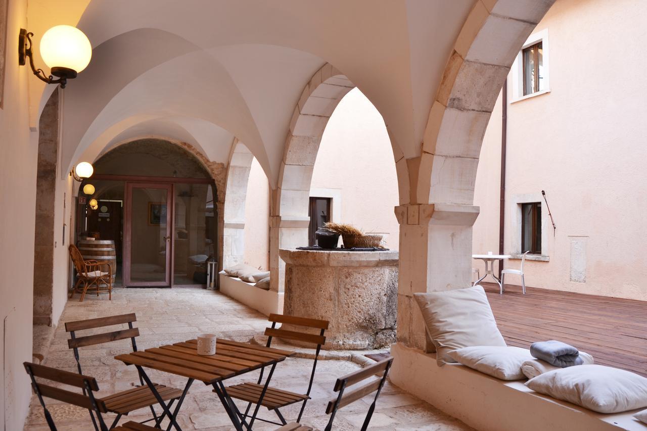 Convento Di San Colombo Hotell Santo Stefano Di Sessanio Exteriör bild